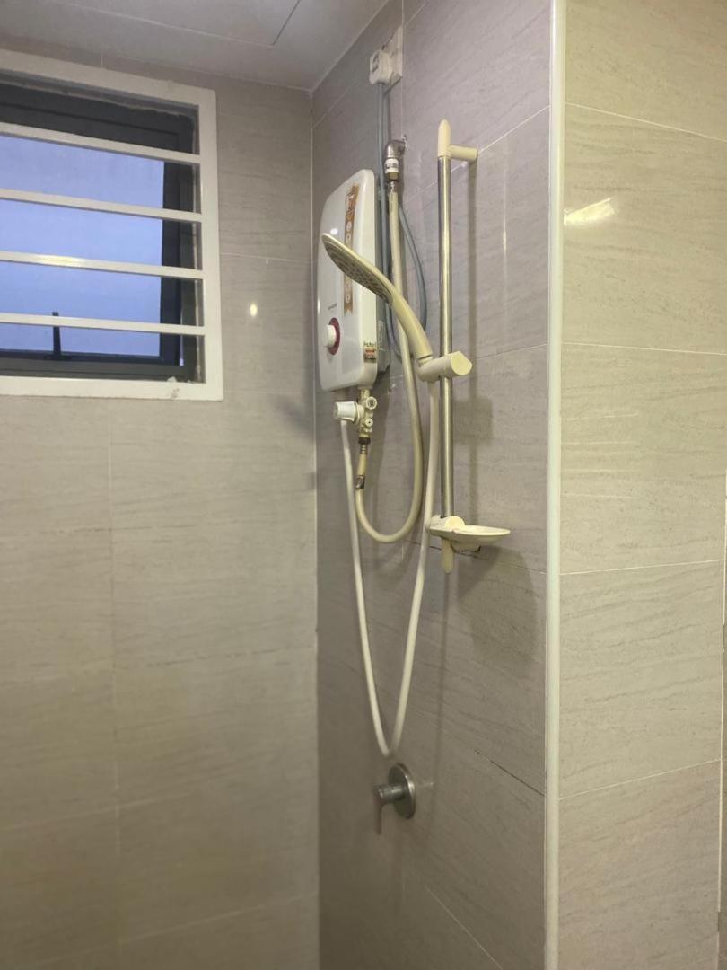 Vista Alam Roomstay Homestay Shah Alam Exterior foto