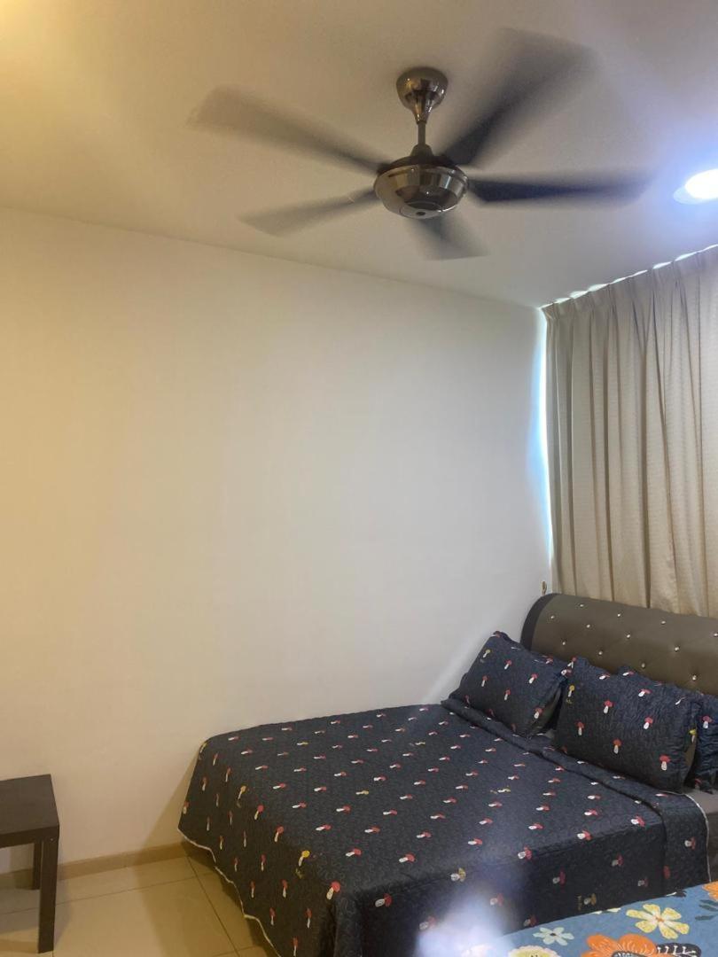 Vista Alam Roomstay Homestay Shah Alam Exterior foto