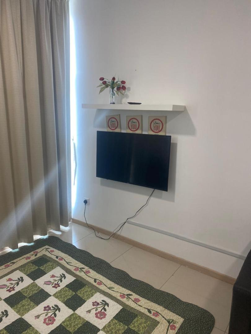 Vista Alam Roomstay Homestay Shah Alam Exterior foto