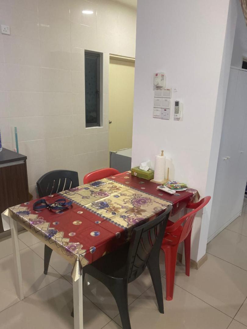 Vista Alam Roomstay Homestay Shah Alam Exterior foto