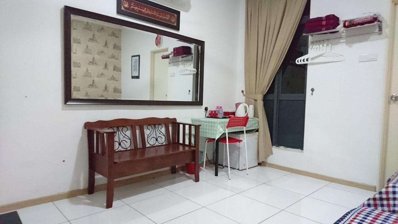 Vista Alam Roomstay Homestay Shah Alam Exterior foto